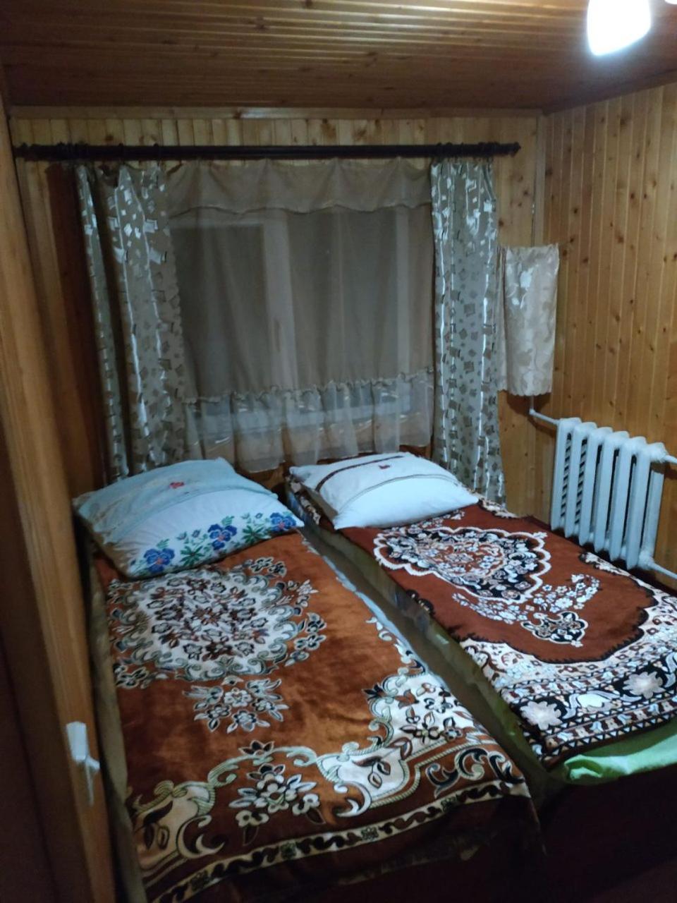 Hotel U Daryny Jablunyzja Exterior foto
